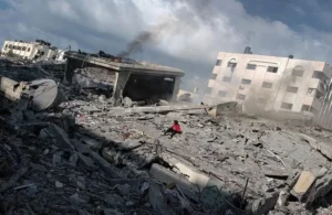 حماس توجه طلبا عاجلا إلى ترامب بعد “ارتكاب الجيش الإسرائيلي مجزرة جديدة” في حي الزيتون بمدينة غزة حماس توجه طلبا عاجلا إلى ترامب بعد “ارتكاب الجيش الإسرائيلي مجزرة جديدة” في حي الزيتون بمدينة غزة